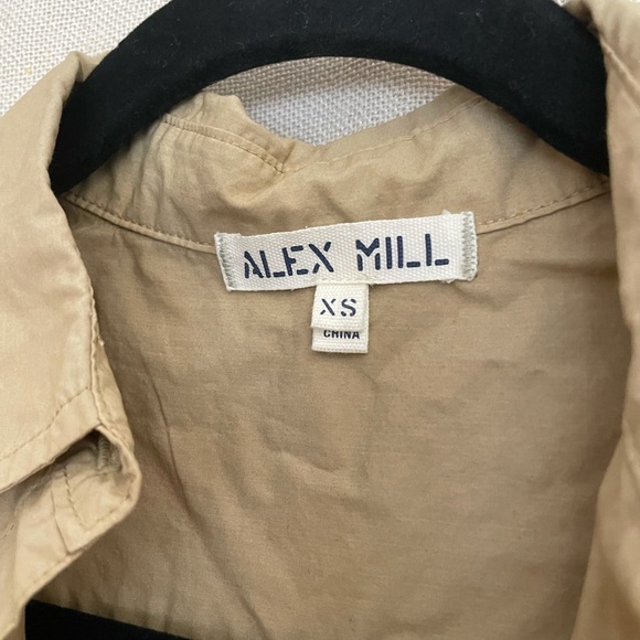 Oversized Khaki Button Up - Picture 5 of 5